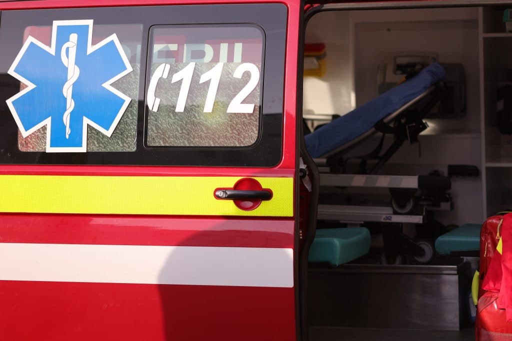Peste 40 de români au avut nevoie de asistenţă medicală din cauza caniculei