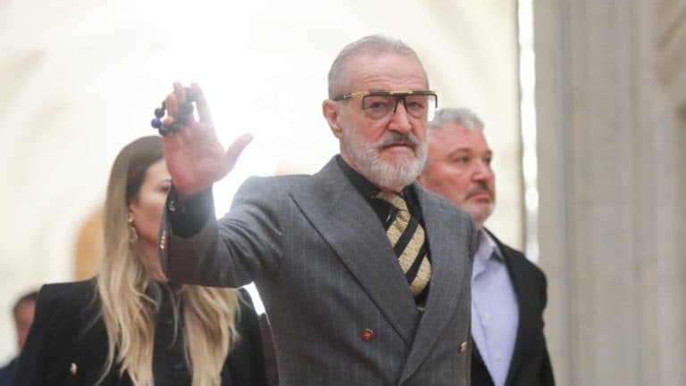 Becali dezvăluie detalii despre votul pentru Guvernul Veștea