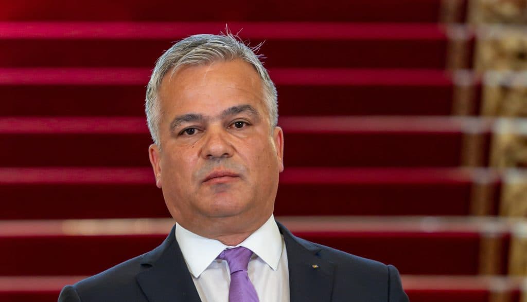 adrian veștea nu își depune mandatul după ultimatumul bolojanului