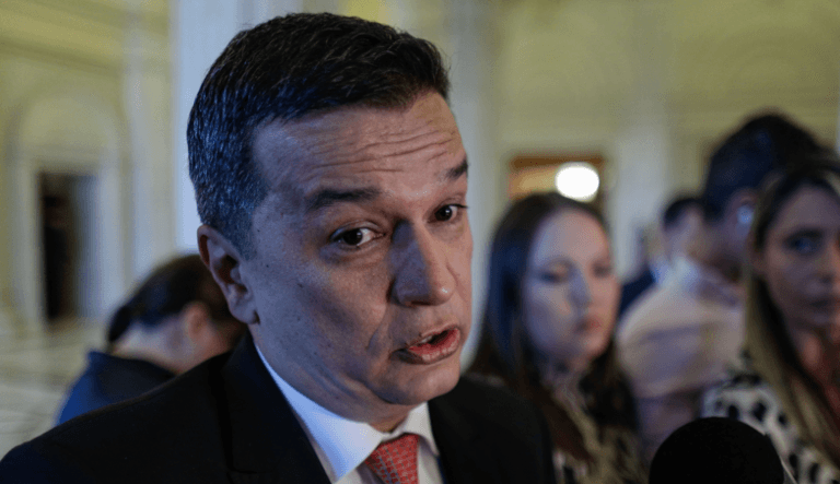 Grindeanu speră la suficiente voturi pentru guvernul PSD în august