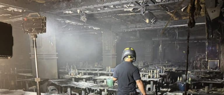 Incendiul dintr-un pub din Bangkok a dus la moartea a 27 de oameni