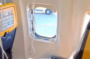 Un pasager povestește experiența terifiantă din avionul ryanair