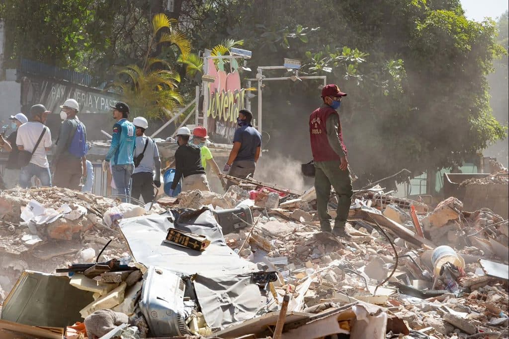 Un copil de trei ani a fost salvat după cutremurele din Venezuela