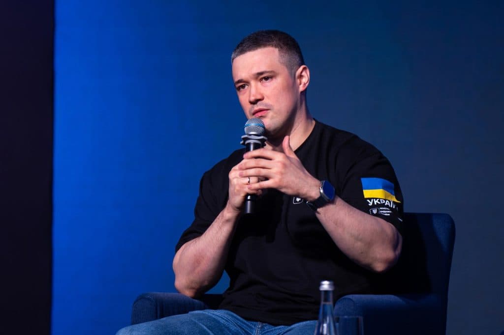 Fostul ministru al apărării din ucraina explică demiterea sa