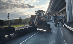 Traficul rutier este oprit pe DN76 din cauza unui accident