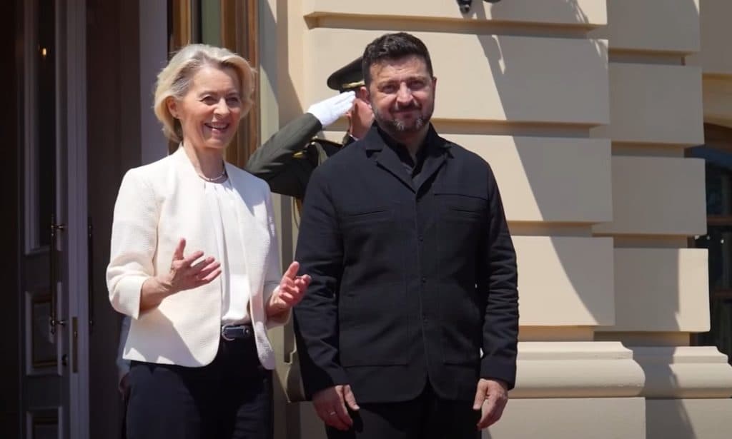 Comisia Europeană și Ucraina semnează un parteneriat în apărare