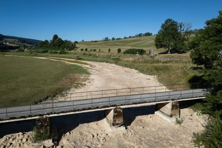 Un râu a dispărut complet din cauza secetei severe
