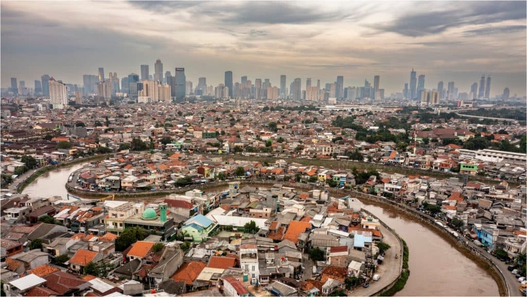 Jakarta, cel mai populat oraș din lume, se scufundă alarmant