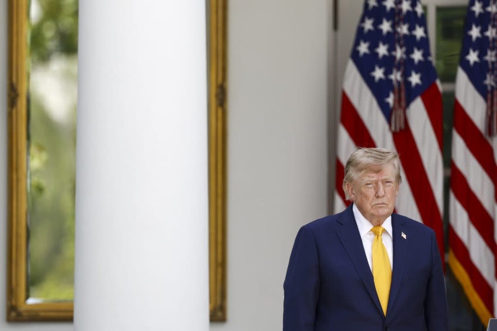 Donald Trump promovează vaccinurile alternative pentru copii mici
