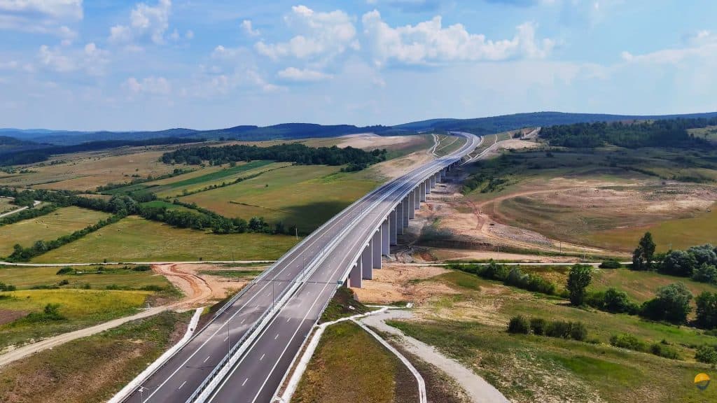 Ministrul transporturilor anunță deschiderea circulației pe autostradă