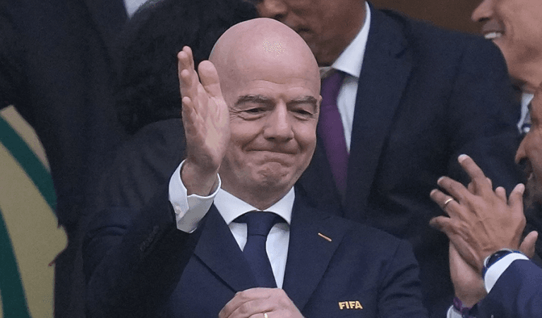 Uefa amenință cu acțiuni legale împotriva președintelui fifa