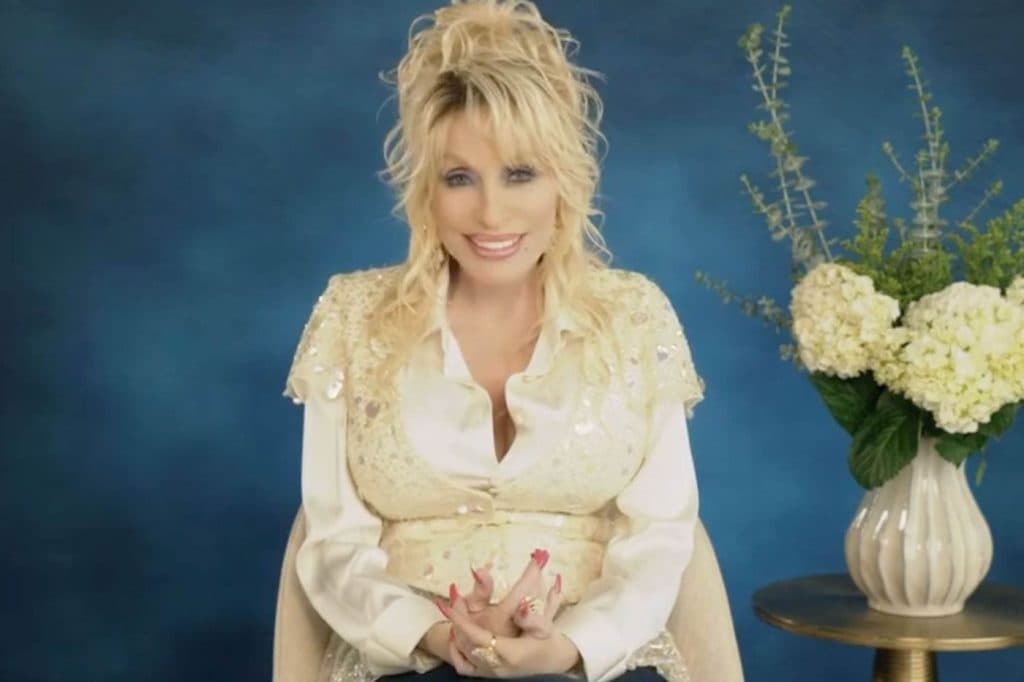 Aeroportul din Nashville ar putea purta numele Dolly Parton