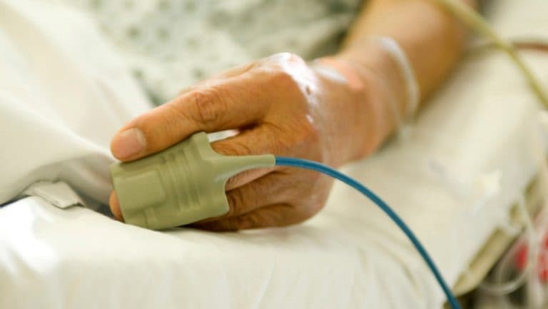 Numărul cazurilor de infecție cu virusul West Nile a crescut la 10