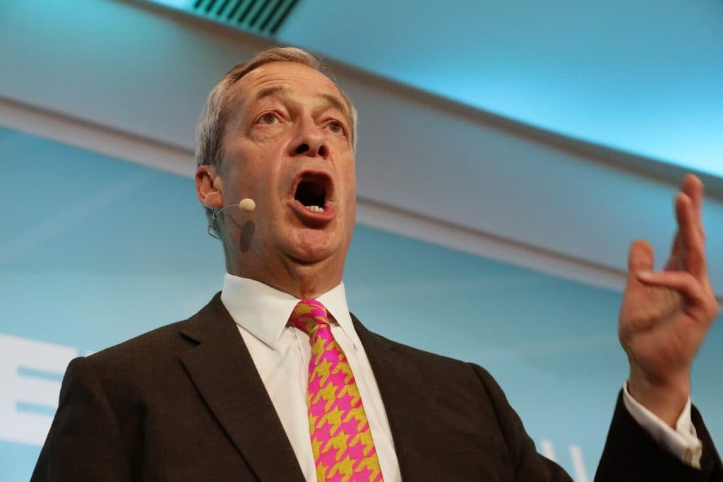 Nigel Farage revendică victoria în alegerile parţiale din Anglia