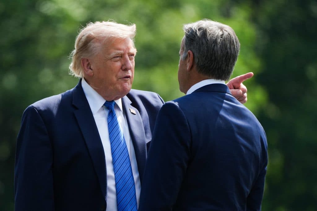 Trump a trimis secret un șef CIA la Moscova fără consilierea echipei sale