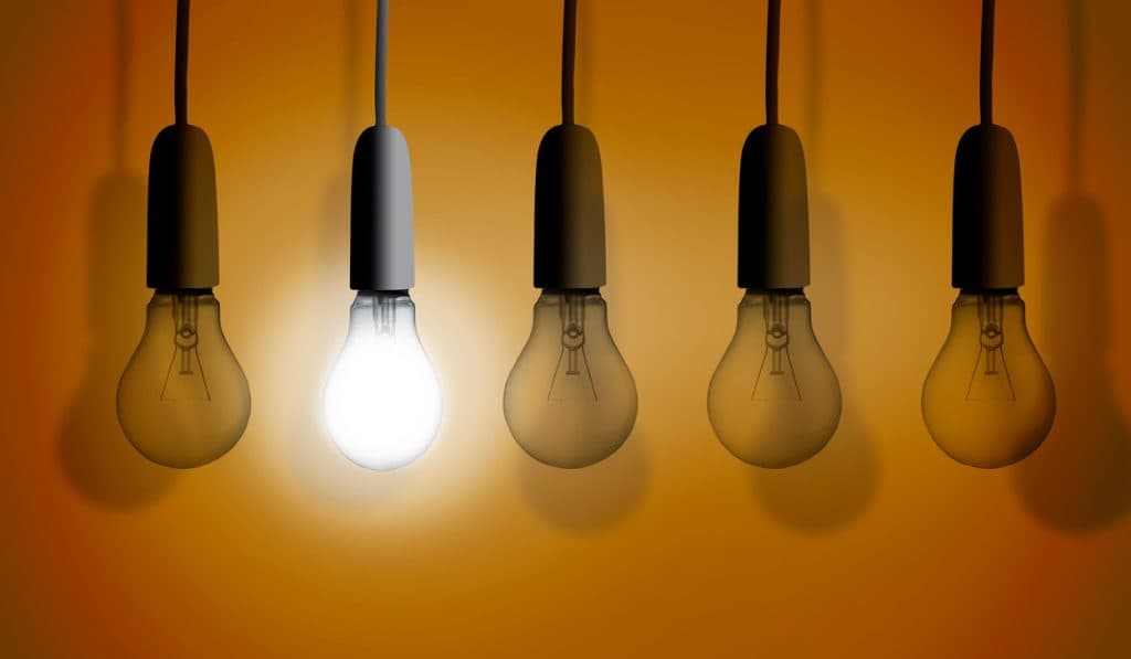 Consumul de energie al românilor a scăzut semnificativ în 2023