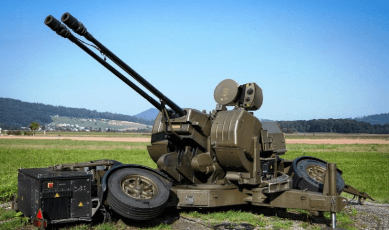 Sisteme antiaeriene românești, modernizate de Rheinmetall, nu au trecut testele de recepție