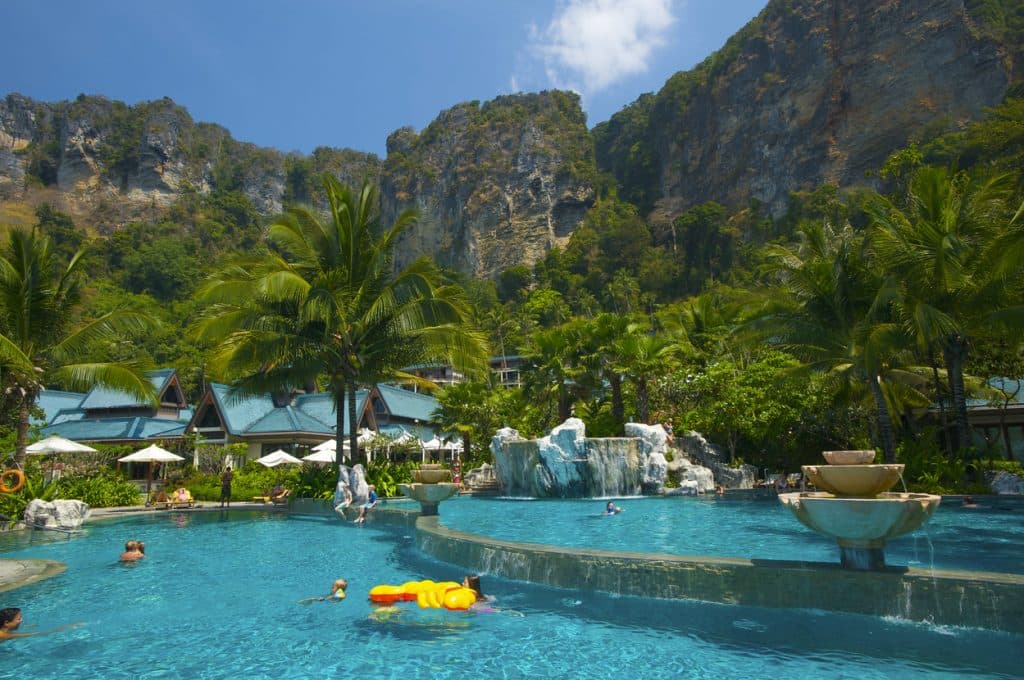 Thailanda reduce perioada de ședere fără viză pentru turiștii europeni