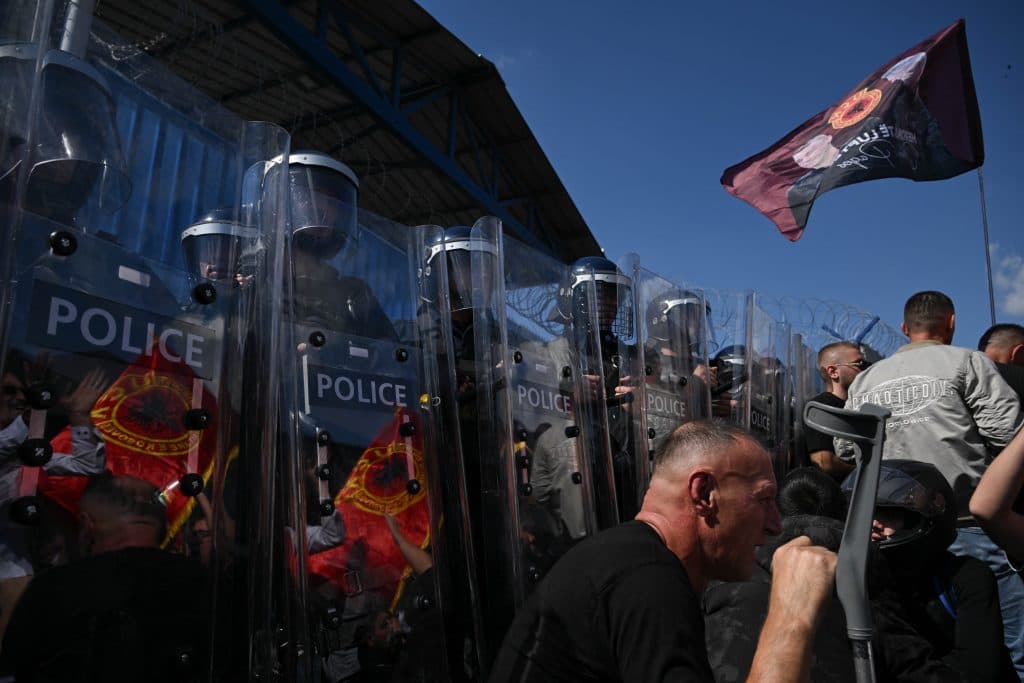 Tensiuni în Kosovo după condamnarea lui Hashim Thaci