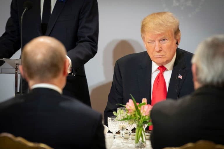 Trump promulgă sancțiuni severe împotriva Rusiei în contextul invaziei Ucrainei