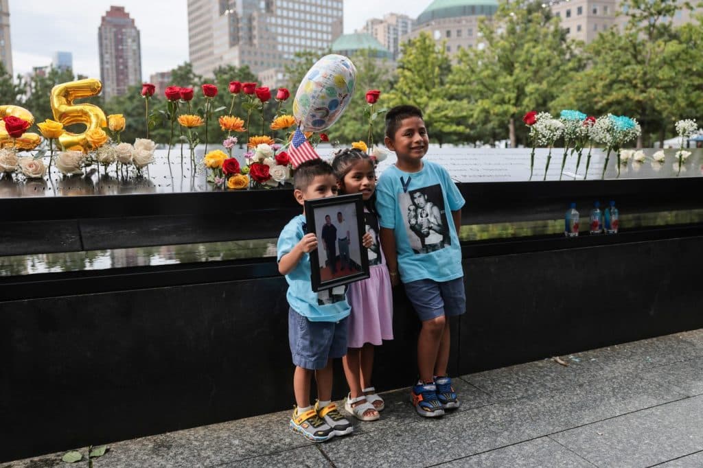 Familiile victimelor atacurilor din 11 septembrie se adună la Ground Zero
