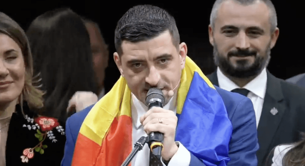 Amendă de 10.000 lei pentru oficialii care nu sărută steagul României de Ziua Drapelului