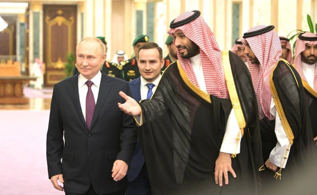 Putin și Mohammed bin Salman discută despre siguranța navigației în strâmtorile Ormuz și Bab el-Mandeb