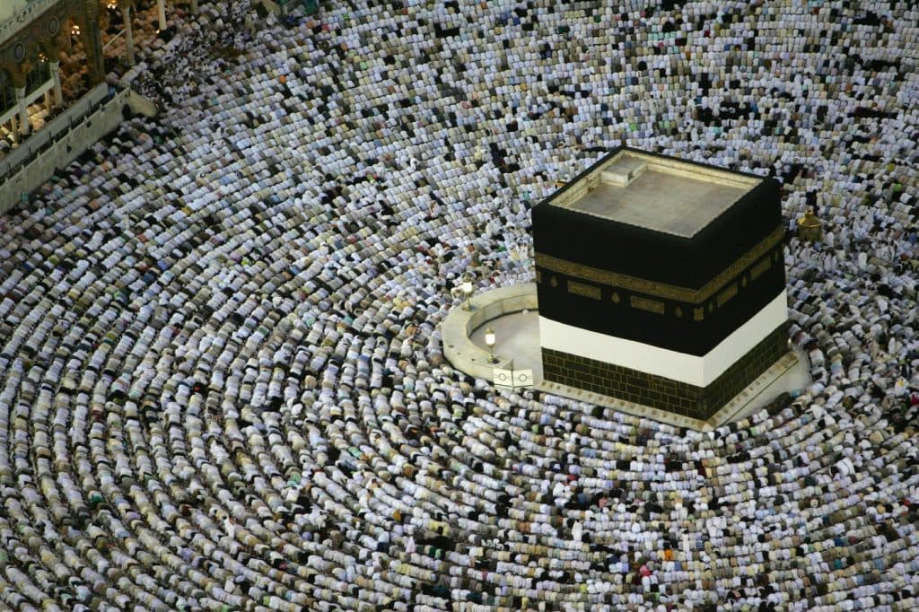 Coaliția condusă de Arabia Saudita doboară drona houthi îndreptată spre Mecca