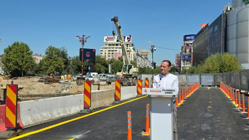 Restricțiile de circulație din Piața Unirii au fost ridicate înainte de începerea școlii