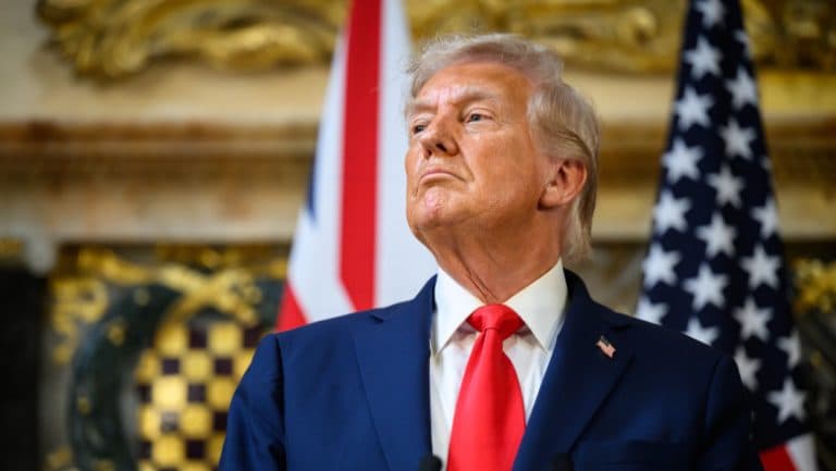 Aur din Venezuela adus în SUA de administrația Trump, dar rafinăriile refuză procesarea