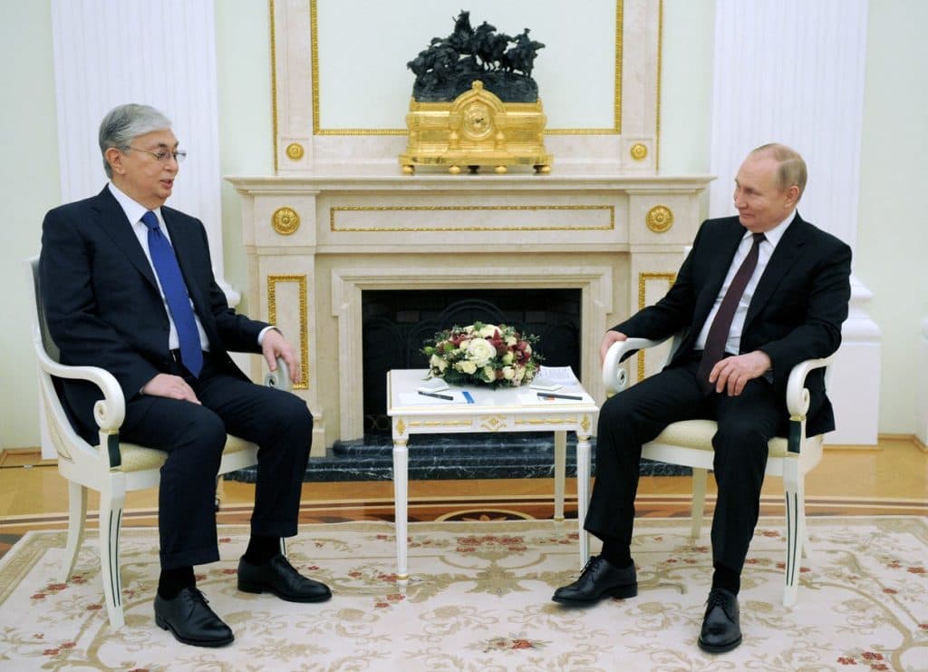 Kazahstanul îi cere lui Putin să oprească războiul din Ucraina