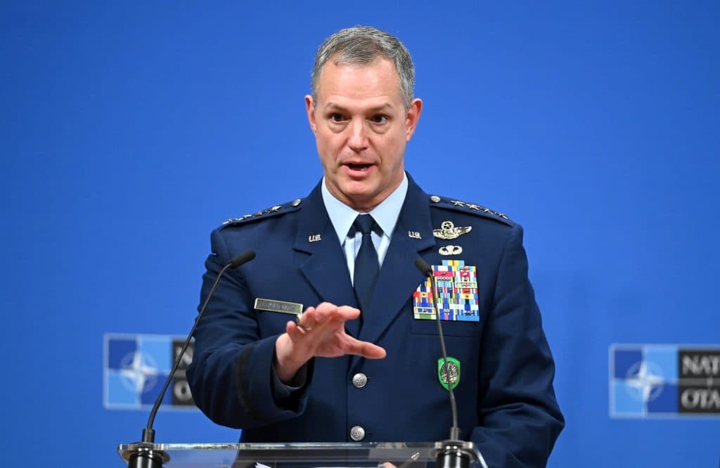 NATO cere intensificarea schimbului de informații privind atacurile hibride rusești
