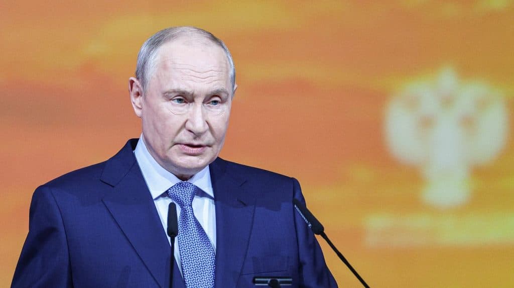Putin afirmă că Rusia este deschisă la negocieri, dar acuză Ucraina de atacuri