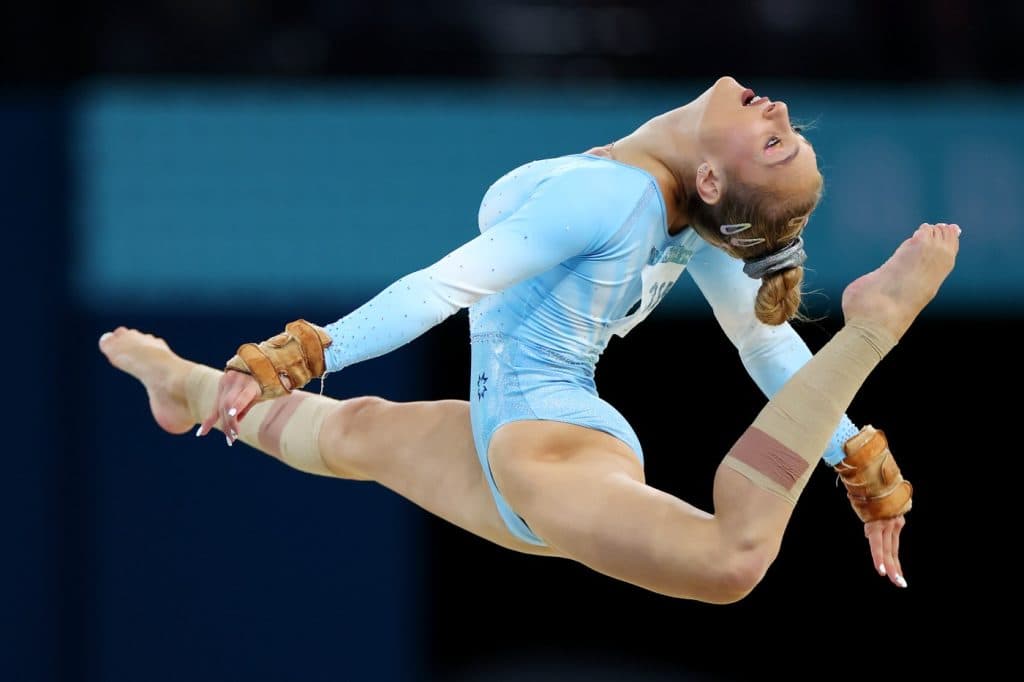 Sabrina-Alexia Maneca-Voinea câștigă trei titluri la Naționalele de gimnastică artistică