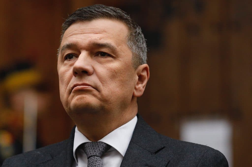 Sorin Grindeanu cere dialog între premier și protestatari în Piața Victoriei