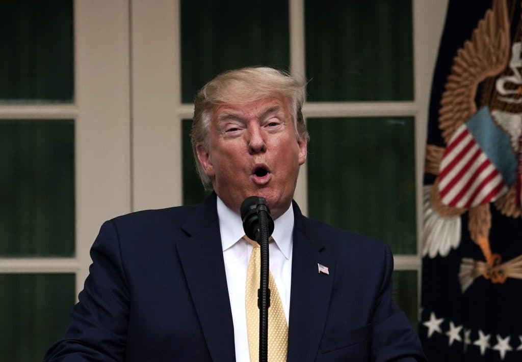 Rețelele tv suspendă transmisii despre Trump în solidaritate cu CNN
