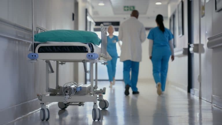 O adolescentă din Gorj a decedat după internarea în spital, anchetă în desfășurare