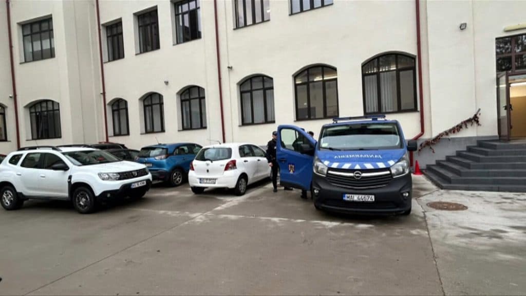 Un elev înjunghiat de un coleg la un liceu din Pitești