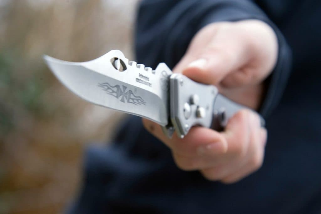 Atac cu cuțitul într-un azil de bătrâni din Germania, un mort și doi răniți