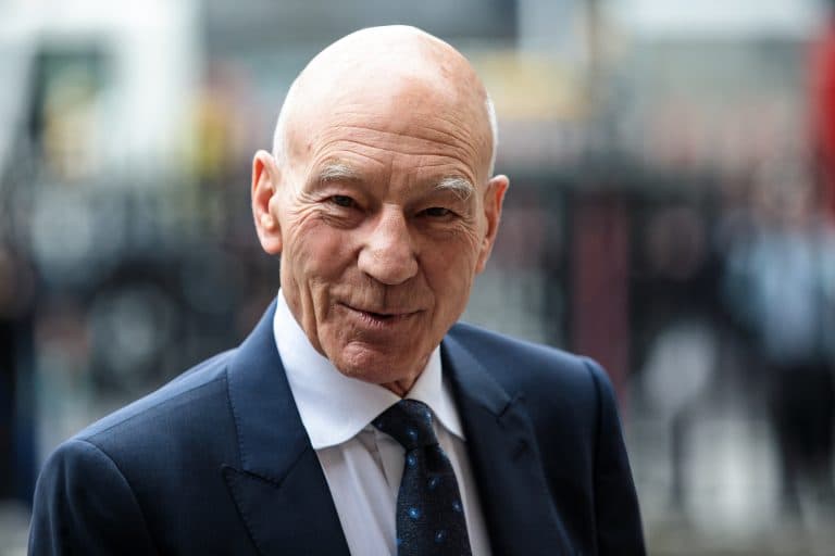 Kevin Feige îi aduce un omagiu lui Patrick Stewart, profesorul Xavier din „X-Men”