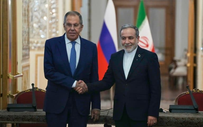 Rusia reafirmă angajamentul față de acordurile cu Iranul după discuții la Teheran