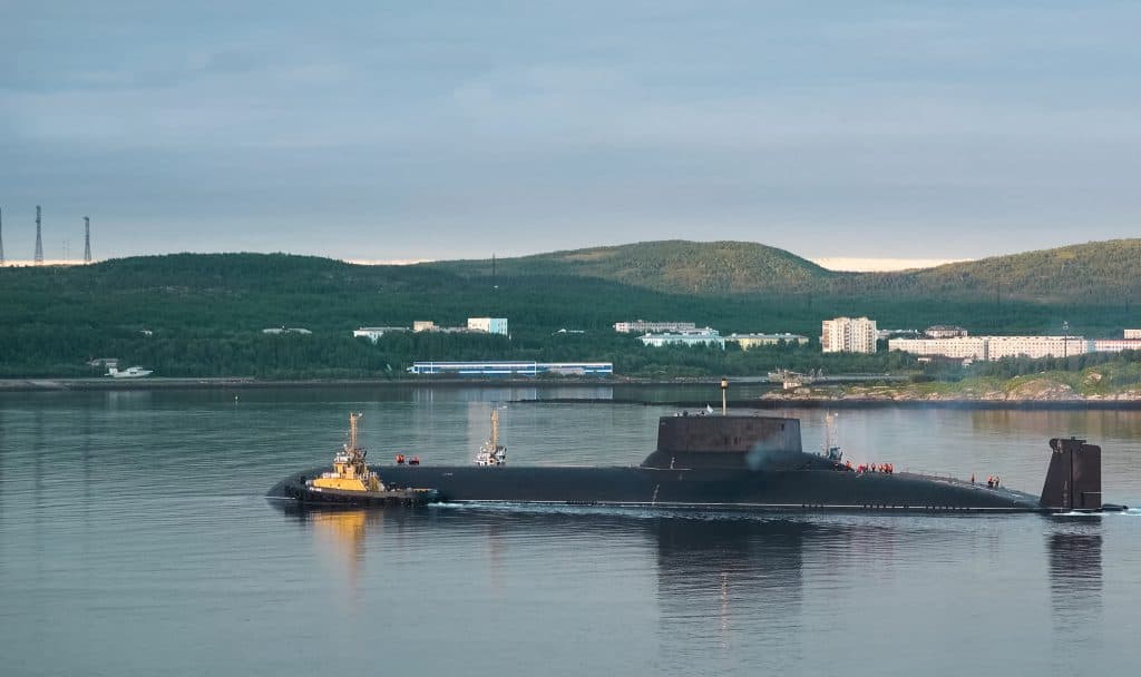 Rusia lansează rachetă balistică Bulava din Marea Ohotsk