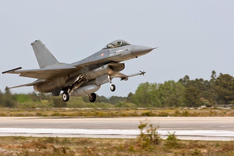 Mesaj RO-ALERT în Tulcea: Avioane F-16 mobilizate împotriva unei posibile incursiuni de drone