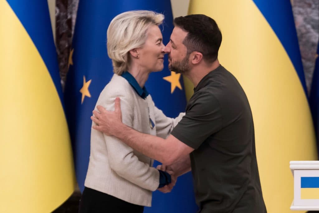 Ursula von der Leyen susține pe Volodimir Zelenski, în fața criticilor lui Donald Trump