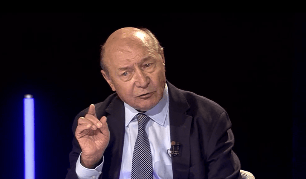 Traian Băsescu discută soluțiile pentru criza politică din România
