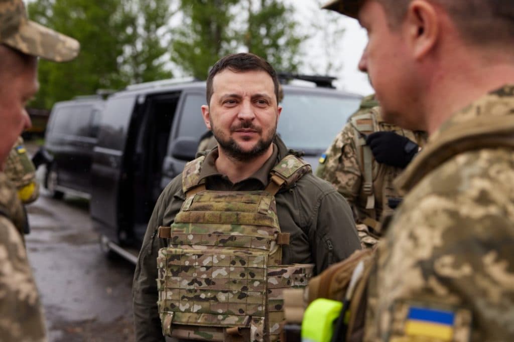 SUA intenționează să oprească livrările de armament către Ucraina ca reacție la atacurile asupra rafinăriilor ruse