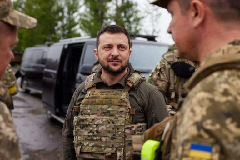 SUA intenționează să oprească livrările de armament către Ucraina ca reacție la atacurile asupra rafinăriilor ruse