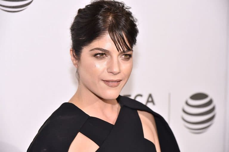 Selma Blair, arestată după un incident violent la bordul unui avion
