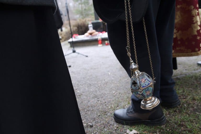 Cleric român arestat în Grecia pentru infracțiuni rutiere