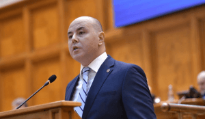 Alexandru Muraru îl critică pe Nicușor Dan pentru reacția la ratingul României
